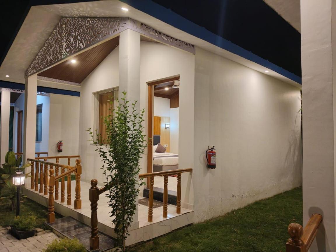 Corbett Jungle Breeze Resort Rámnagar Kültér fotó
